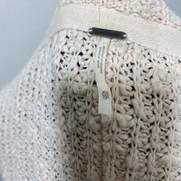 Free People Waterfront Chunky-Knit Long Sleeves Cardigan in Rose Size X-Small - Picture 8 of 9